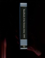 HANDBOOK OF THE GERMAN ARMY 1940. Battery pr, r/p HB NEW